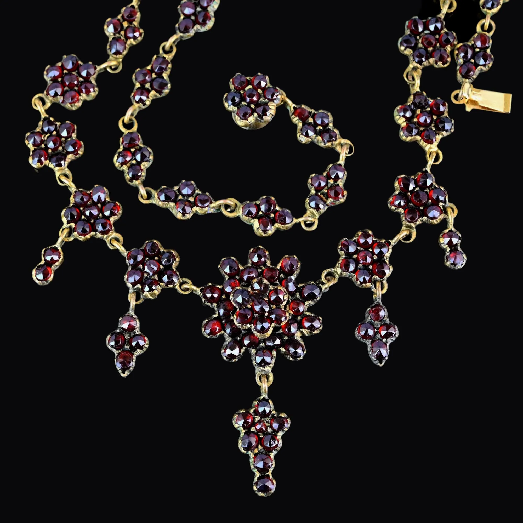 Antique Victorian Rose Cut Bohemian Garnet Necklace