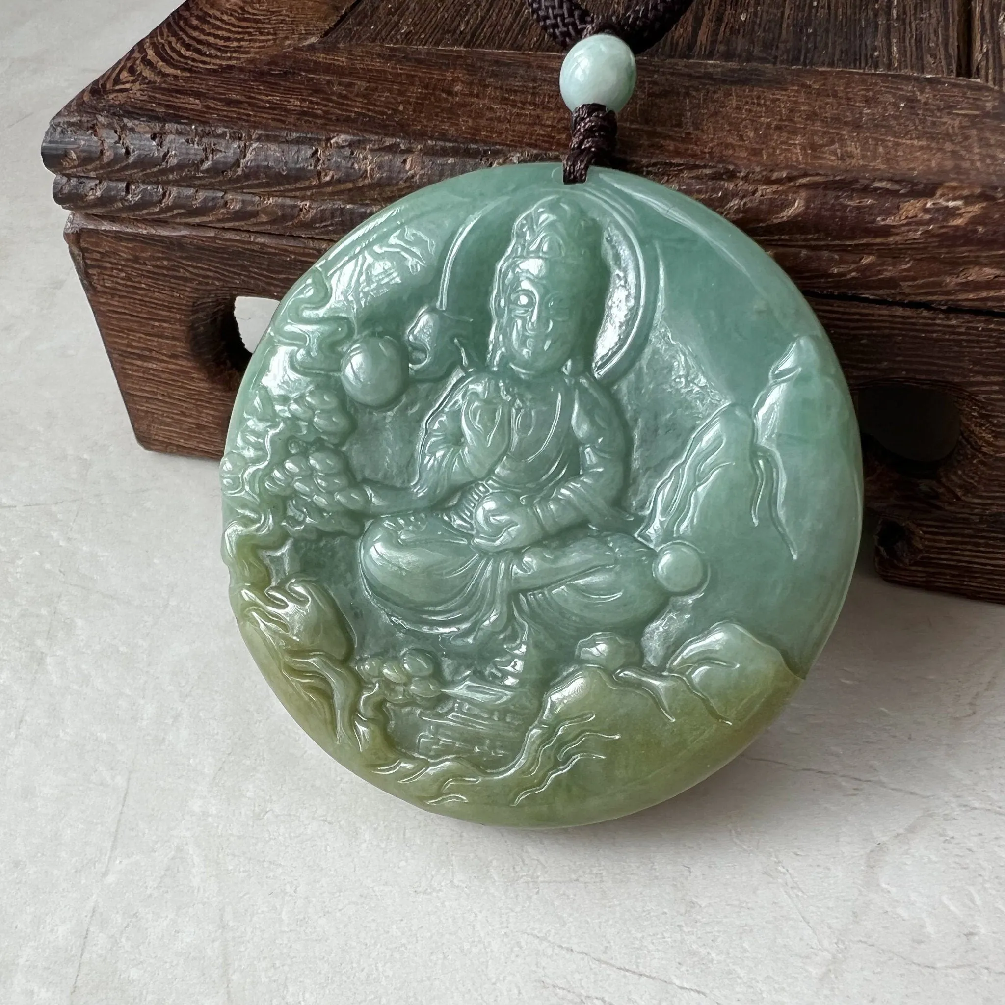 Green Jadeite Jade Guan Yin Avalokiteshvara Hand Carved Pendant Necklace, YJ-0322-0315224