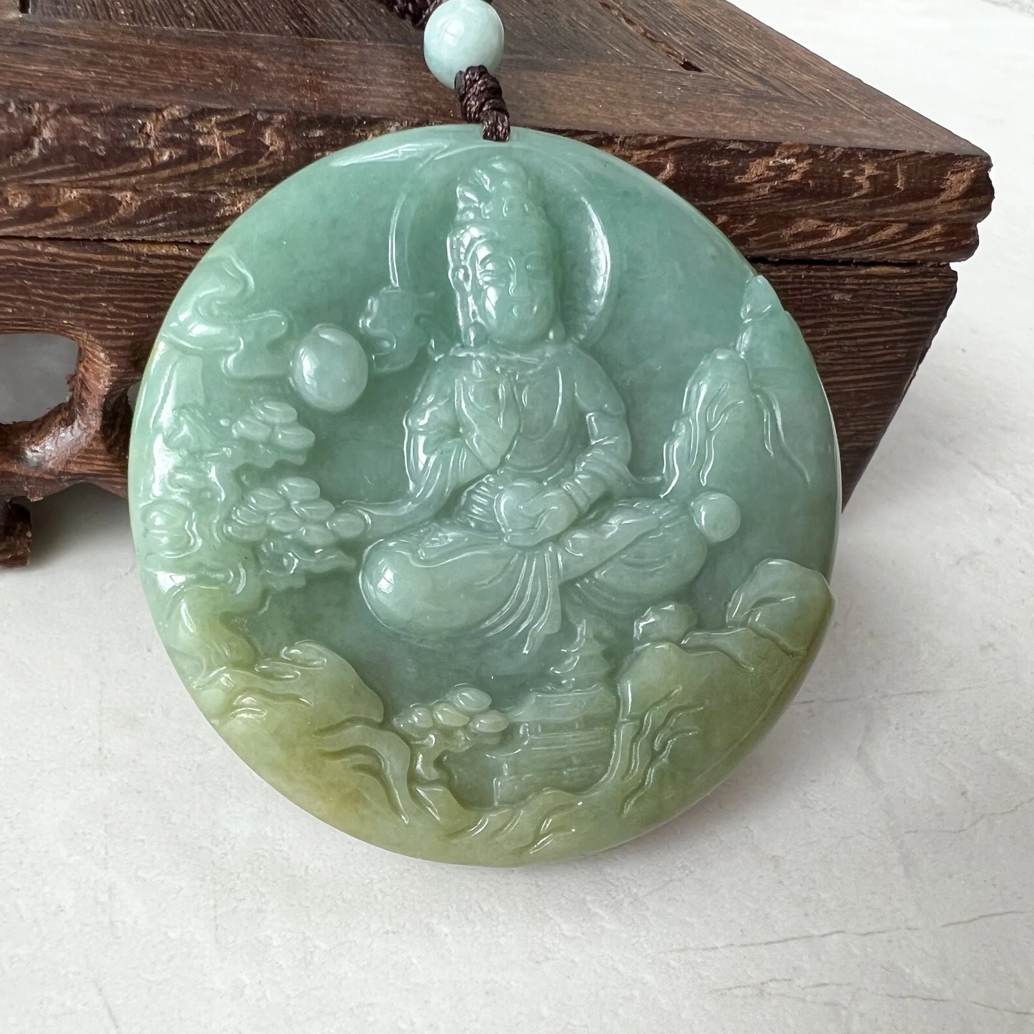 Green Jadeite Jade Guan Yin Avalokiteshvara Hand Carved Pendant Necklace, YJ-0322-0315224