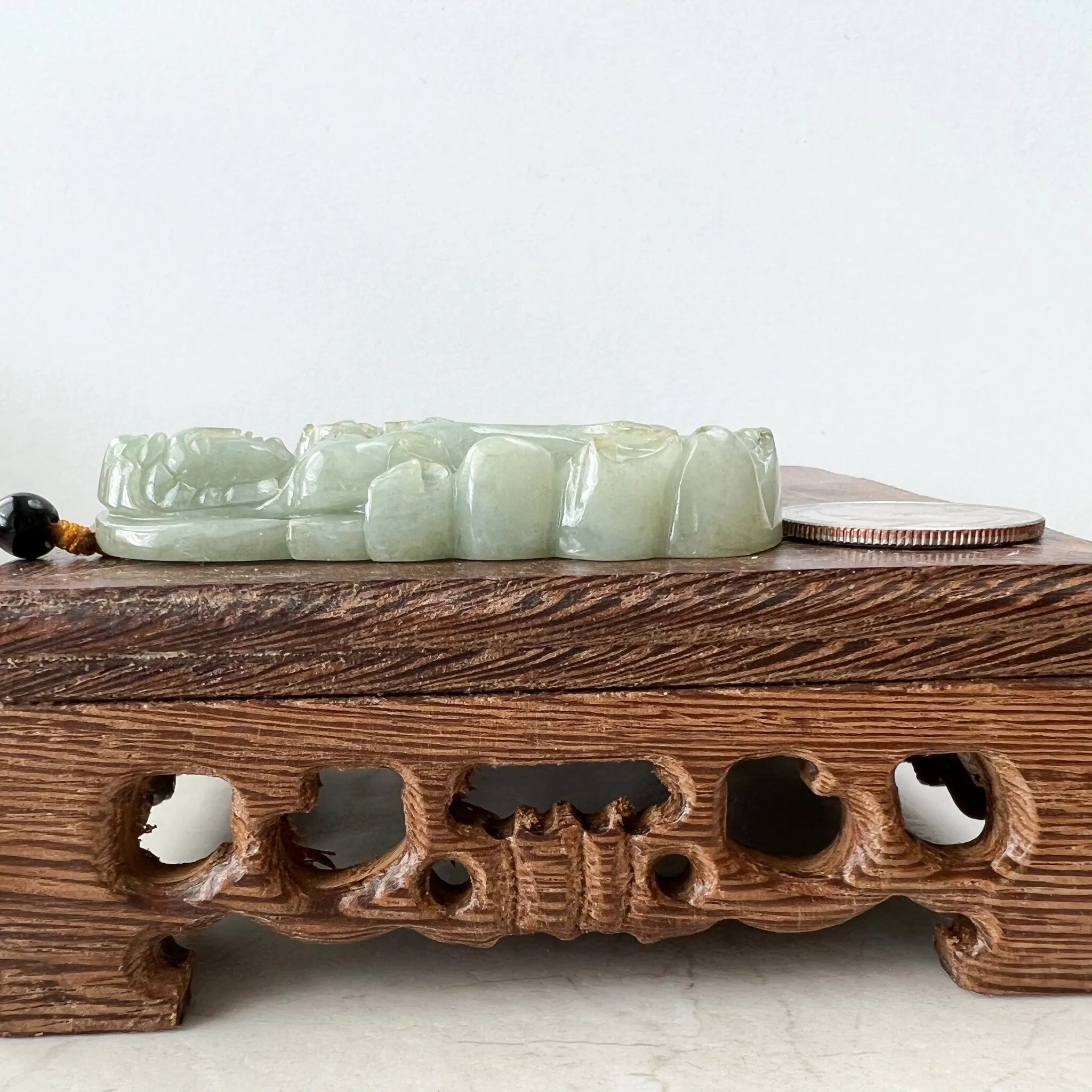 Green Jadeite Jade Guan Yin Avalokiteshvara Hand Carved Pendant Necklace, YJ-1221-0235513