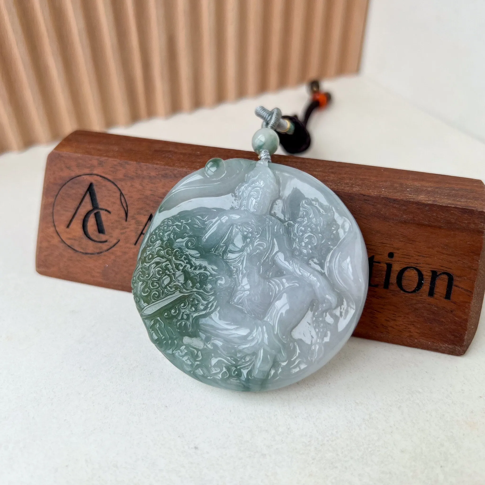 Jadeite Jade Manjushri Wisdom Buddha bodhisattva Wen Shu, Văn Thù Sư Lợi Bồ Tát, 文殊, Carved Pendant Necklace, YGR-0323-1701368912