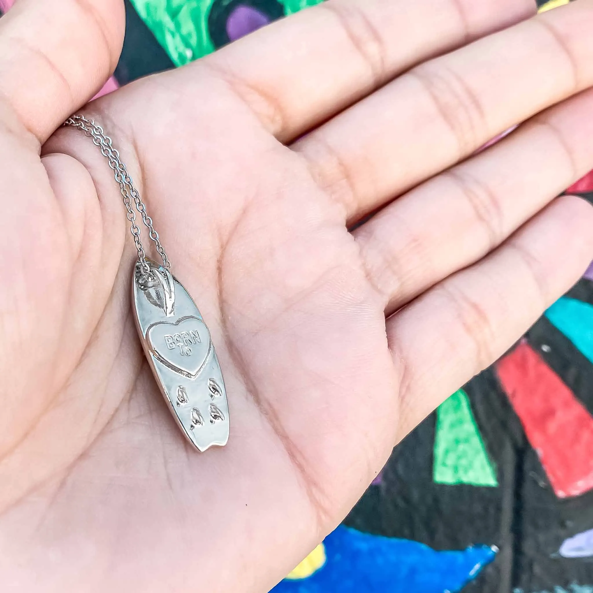 JANUARY Birthstone Surfboard Necklace in Garnet