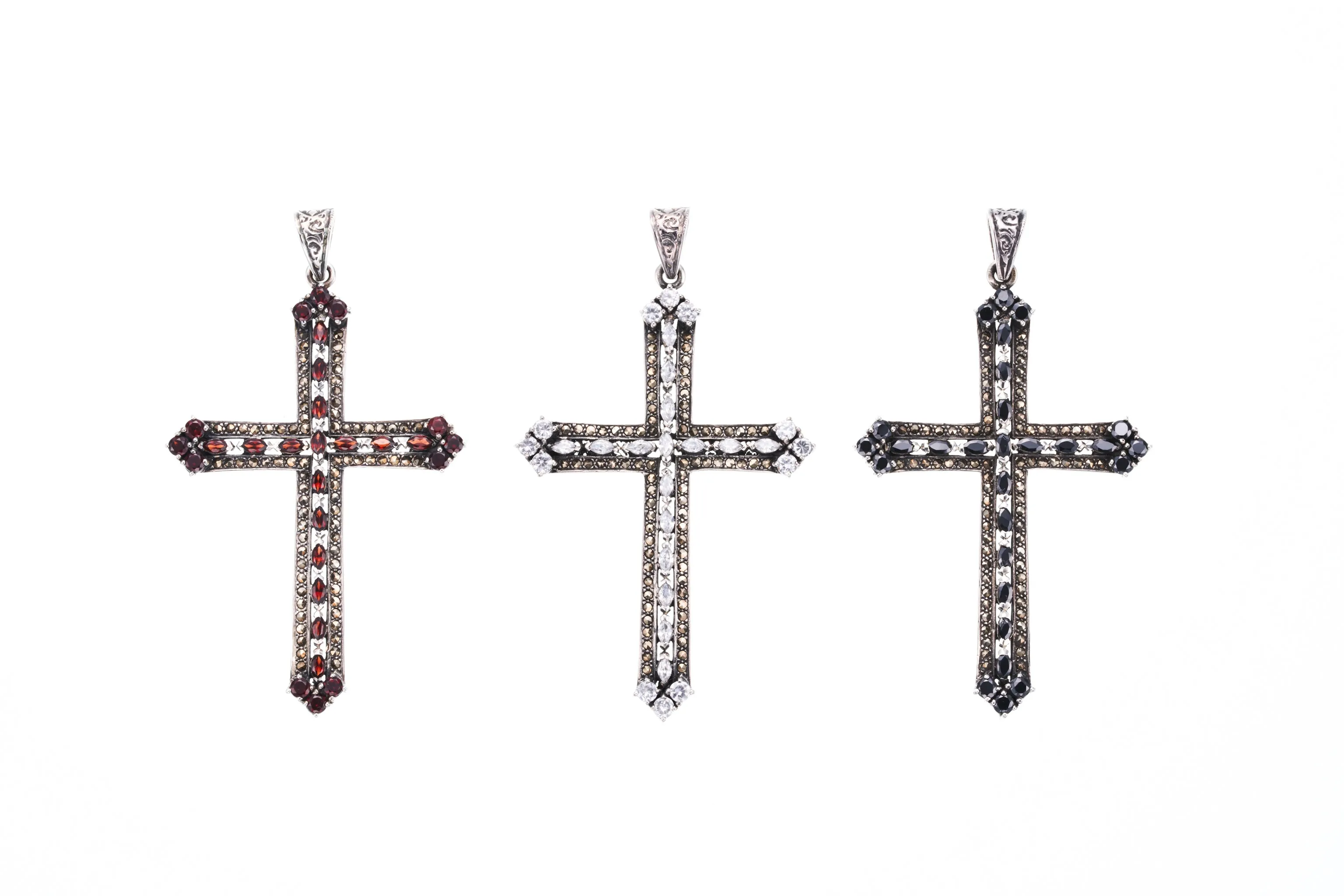 Marcasite Cross Pendant : M (Garnet)